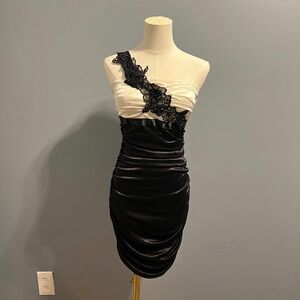 Cute Ruffled Mini Dress